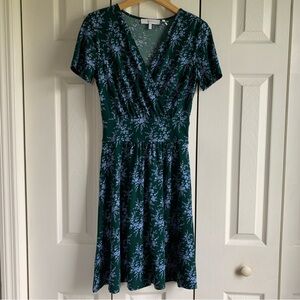 LARK & RO Green Floral Short Sleeve Dress